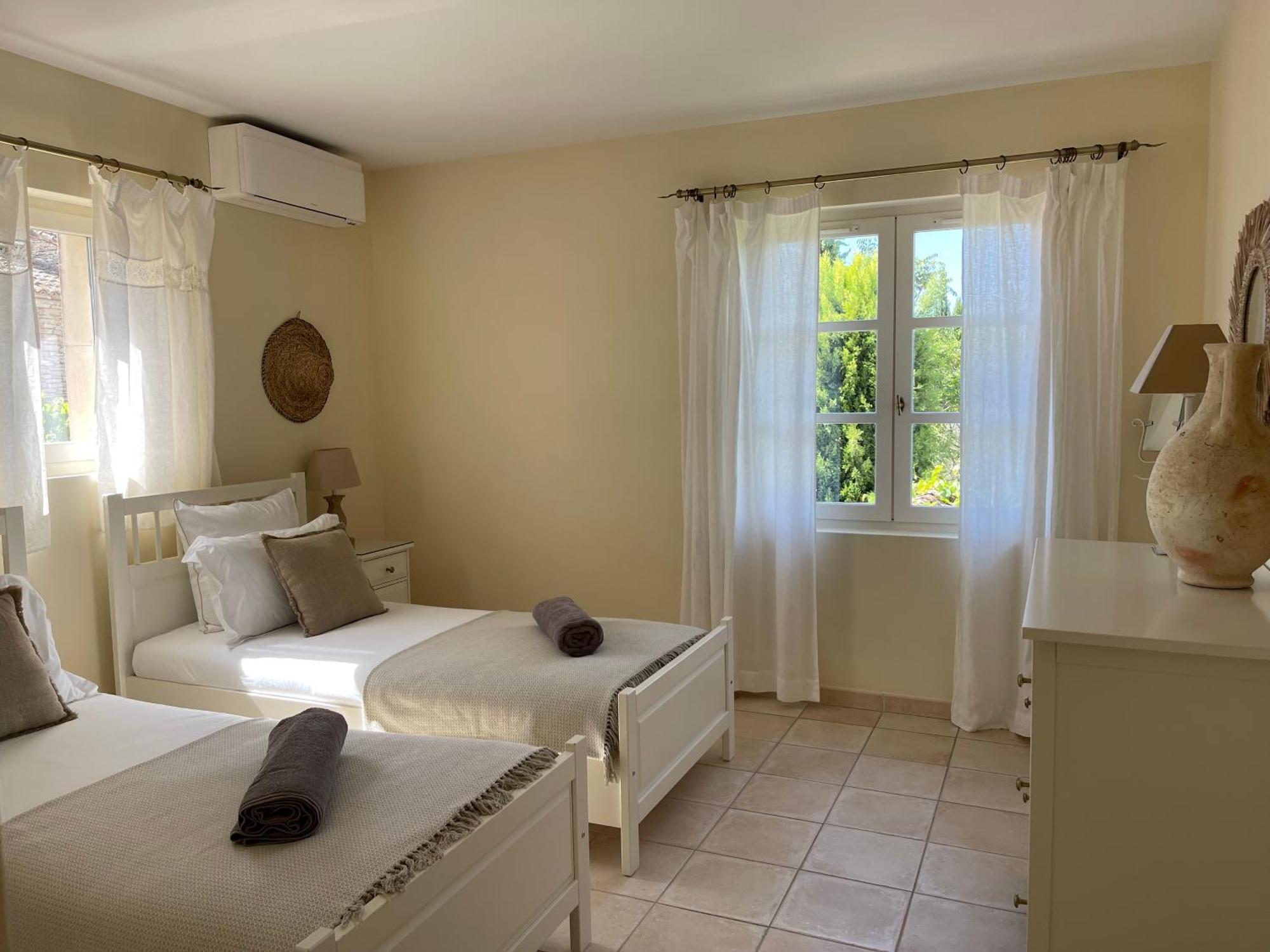 La Villa Baronnette Cabrières-dʼAvignon Екстериор снимка